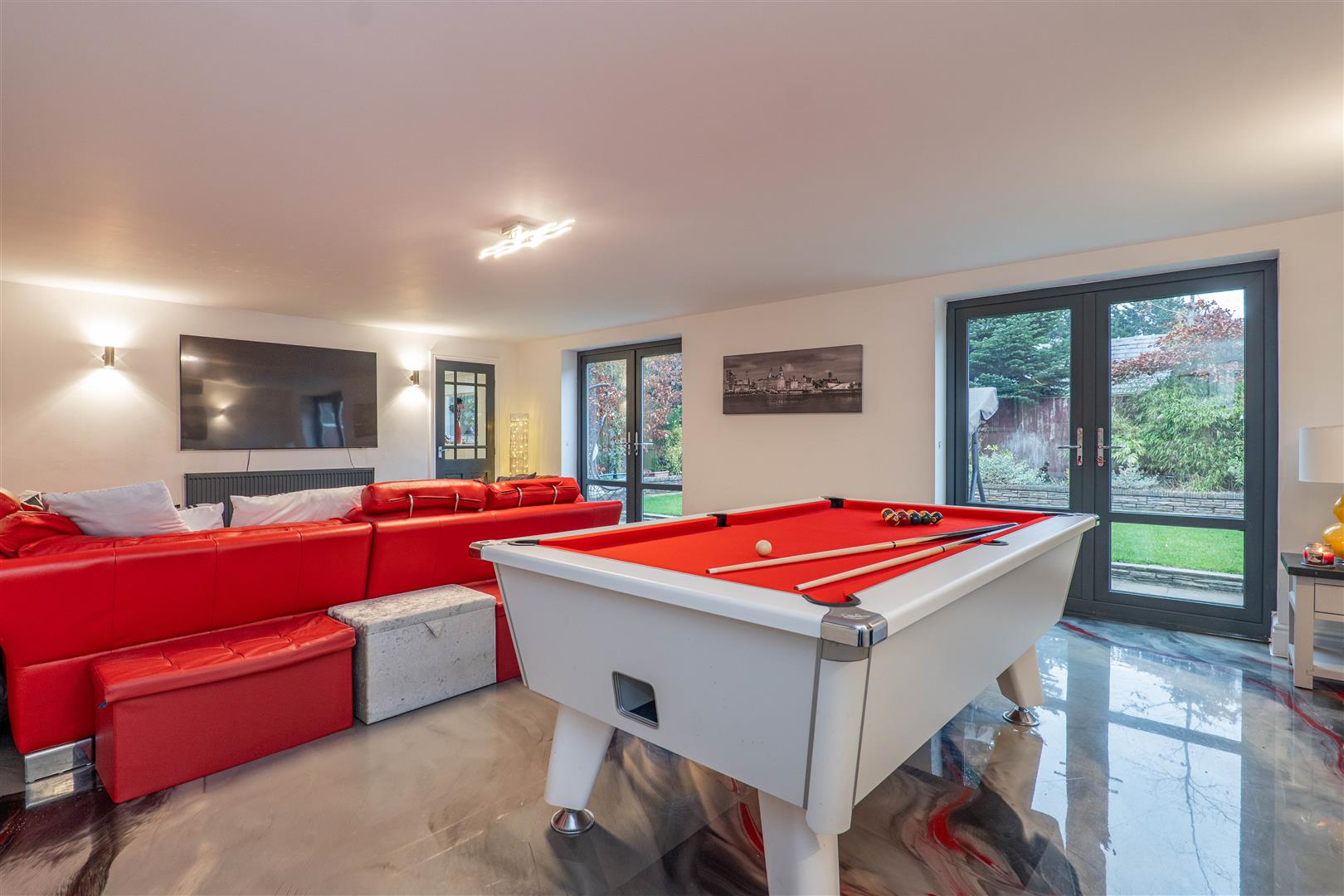 5 bed property in Church Lane, Chorley